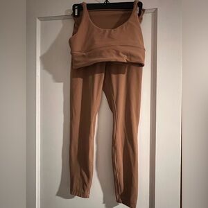 Lululemon align set Women's carmel color Pants and bra top